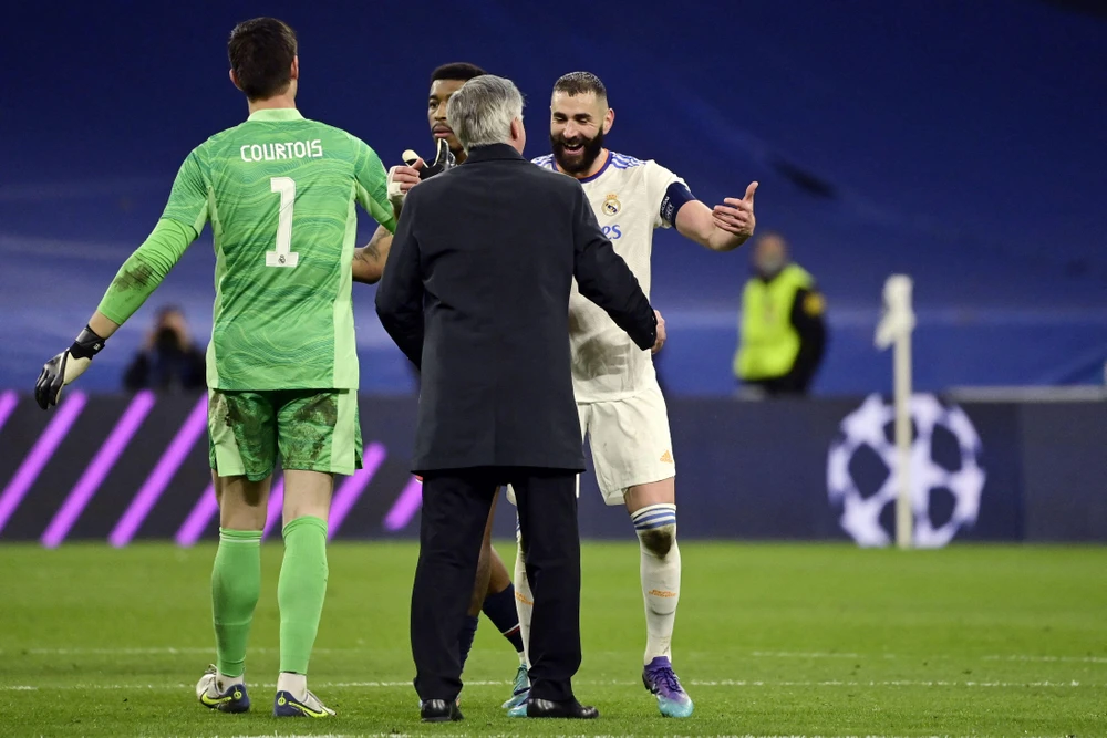 HLV Ancelotti trông cậy vào cái duyên của tiền đạo Benzema. Ảnh: CGI.