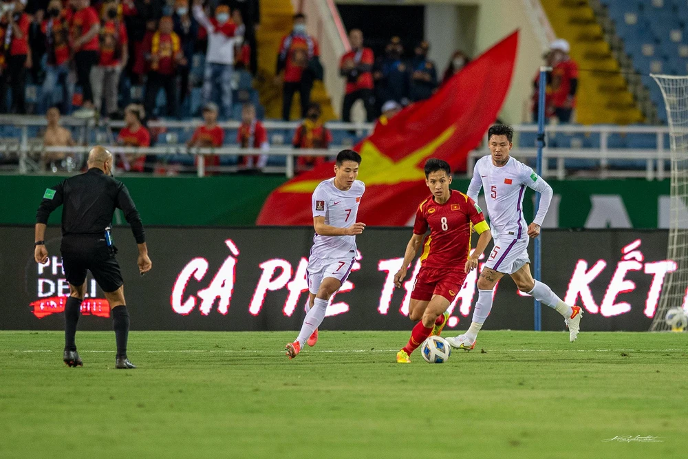 Đội trưởng Hùng Dũng sẽ sát cánh với các đàn em U-23 Việt Nam chinh phục đỉnh cao SEA Games 31. Ảnh: HẢI THỊNH.