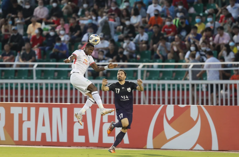 Brandao đã ghi bàn duy nhất vào lưới Sydney FC ở trận cuối cùng bảng H. Ảnh: ANH PHƯƠNG. Brandao đã ghi bàn duy nhất vào lưới Sydney FC ở trận cuối cùng bảng H. Ảnh: ANH PHƯƠNG.
