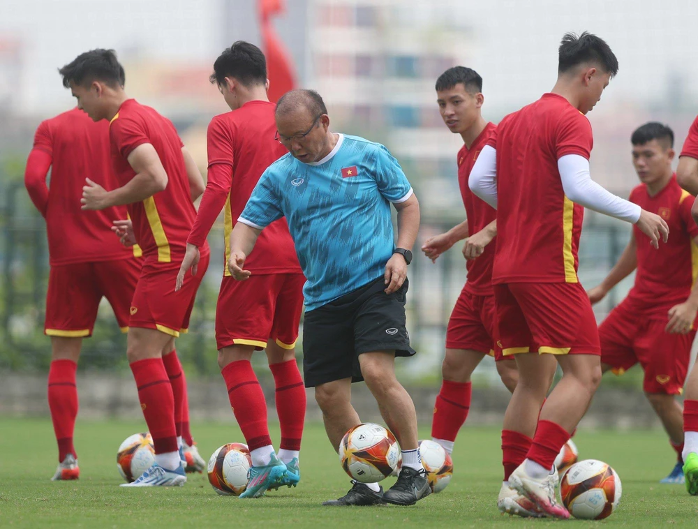Ông Park cho các cầu thủ dự bị hoặc chơi ít hơn ở trận gặp Philippines tập luyện bình thường.