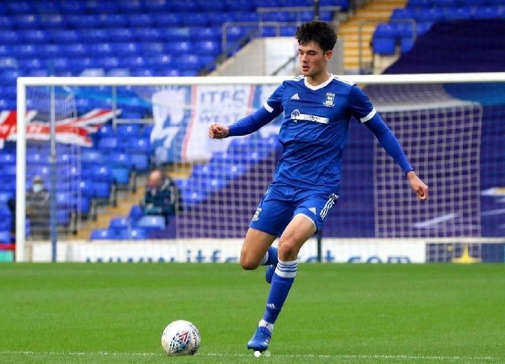 Trung vệ Baggott không thể có mặt trong trận Indonesia gặp Myanmar chiều 15-5. Ảnh: ANH PHƯƠNG.