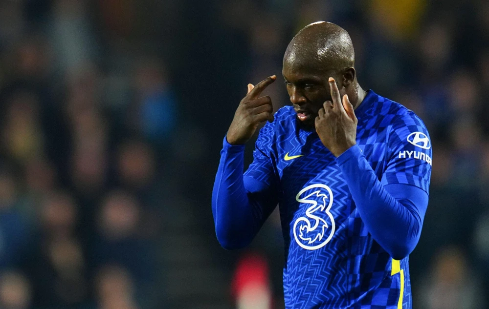 Lukaku có một mùa giải không như ý trong màu áo Chelsea. Ảnh: CGI.