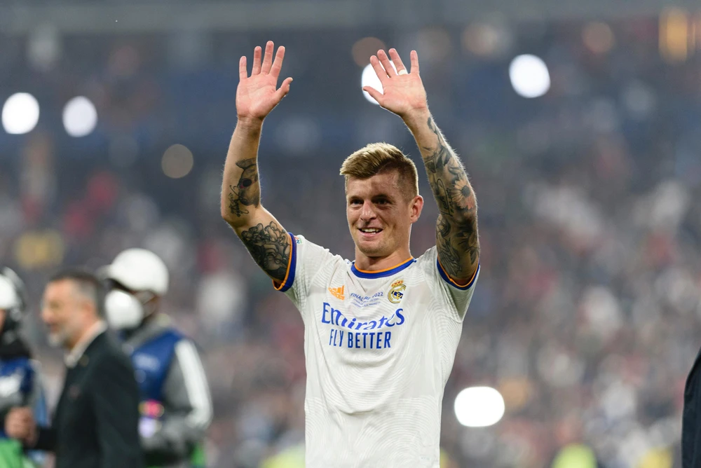 Toni Kroos hãnh diện trên đỉnh châu Âu trong màu áo Real Madrid. Ảnh: CGI.