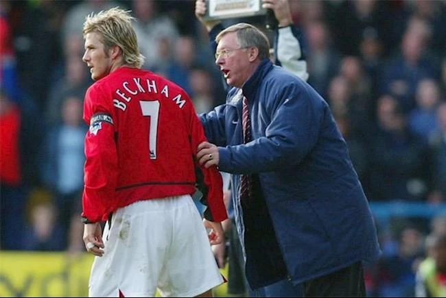 Beckham và thầy cũ Ferguson chia tay nhau vì mâu thuẫn trong phòng thay đồ. Ảnh: CGI.
