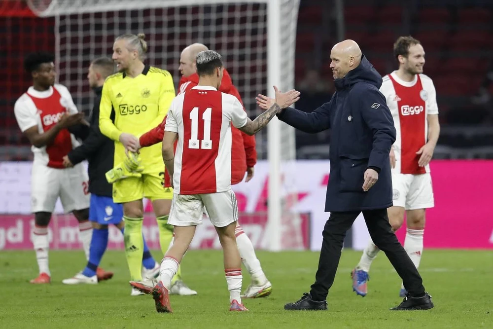 Thầy mới người Hà Lan sẽ tạo ra cuộc cách mạng ở đội bóng thành Manchester. Ảnh: CGI.