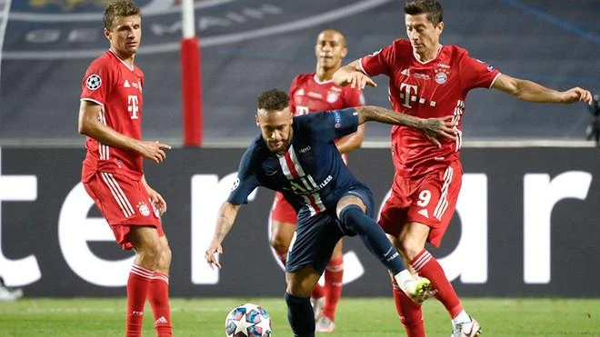 Tiền đạo người Ba Lan de dọa cao độ một suất ra sân của Neymar nếu về PSG. Ảnh: CGI.