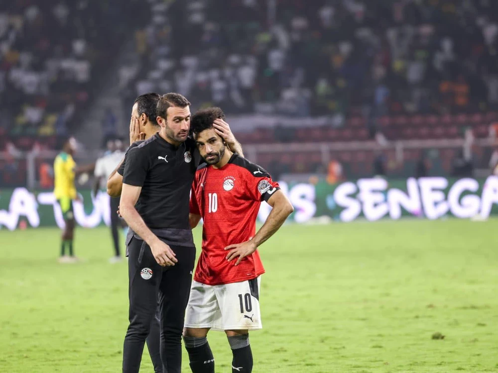 HLV Shehata không thích cái cách Salah đá cho đội tuyển Ai Cập. Ảnh: CGI.