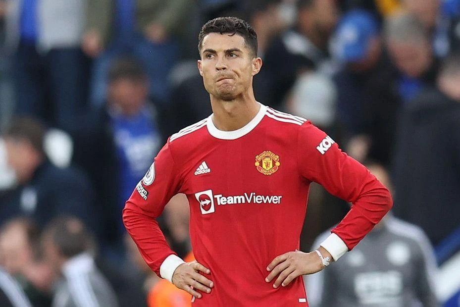 Ronaldo vẫn chưa xuất hiện ở MU trong khi có rất nhiều bàn tán anh muốn rời sân Old Trafford. Ảnh: CGI.