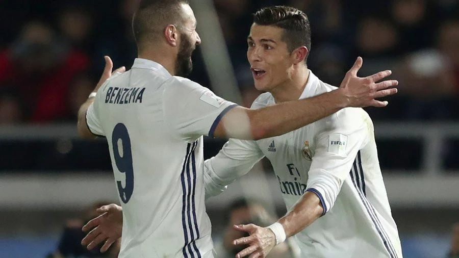Benzema chỉ là nhân vật phụ khi Real Madrid đang có Ronaldo. Ảnh: CGI.
