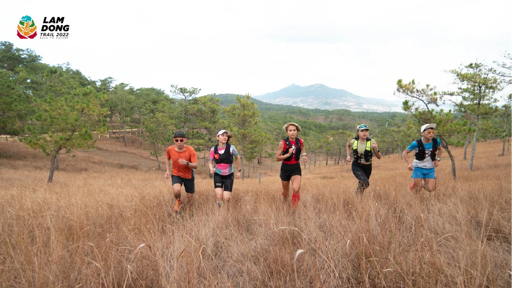 ... với những trải nghiệm thú vị tại thành phố ngàn hoa.