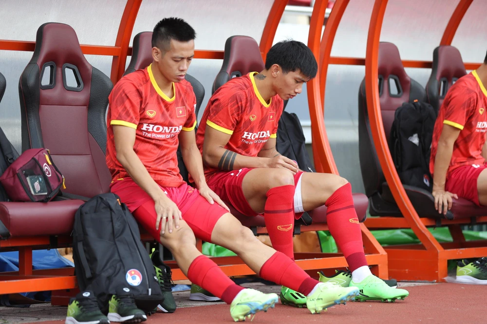 Văn Quyết và Văn Hậu đã rất lâu rồi mới trở lại đội tuyển quốc gia.