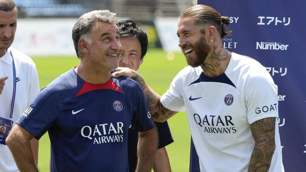 HLV Galtier rời bỏ Nice để sang PSG khiến đội bóng hụt hẫng. Ảnh: CGI.