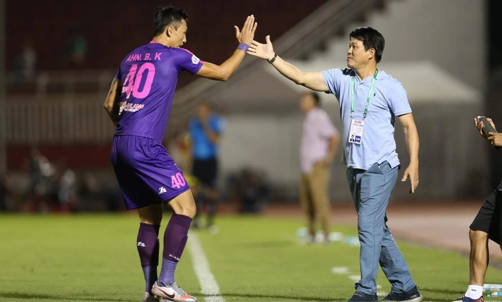 HLV Vũ Tiến Thành mát tay từng giúp Sài Gòn FC về hạng ba V-League 2022. Ảnh: ANH PHƯƠNG.