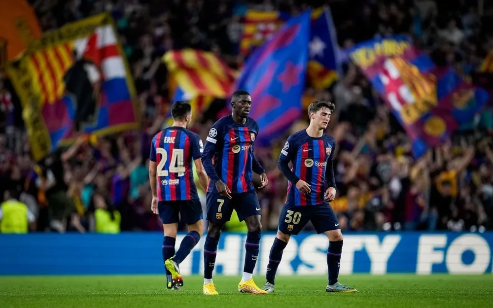 Barca bị cầm hòa trên sân Camp Nou là nỗi tủi hổ của các học trò Xavi. Ảnh: CGI.