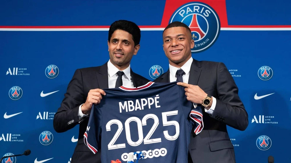 Tiền đạo trẻ người Pháp ký hợp đồng đến năm 2025 với PSG nhưng có thể đơn phương chấm dứt nếu chứng minh đối tác "chơi xấu" mình. Ảnh: CGI.