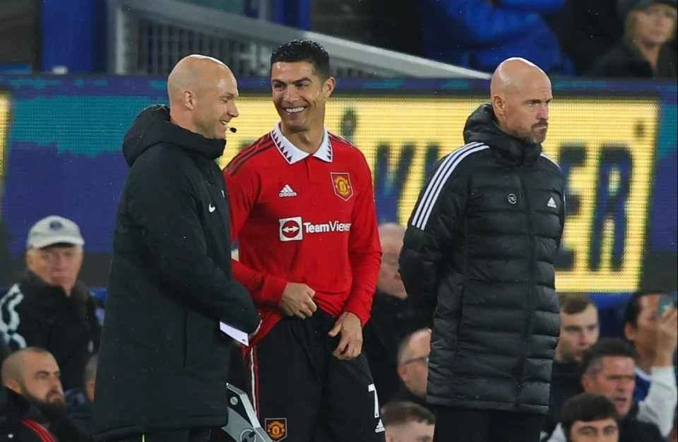 HLV Ten Hag và Ronaldo sẽ hợp tác với nhau hoặc một trong hai phải ra đi cho Man United tốt hơn. Ảnh: GETTY.