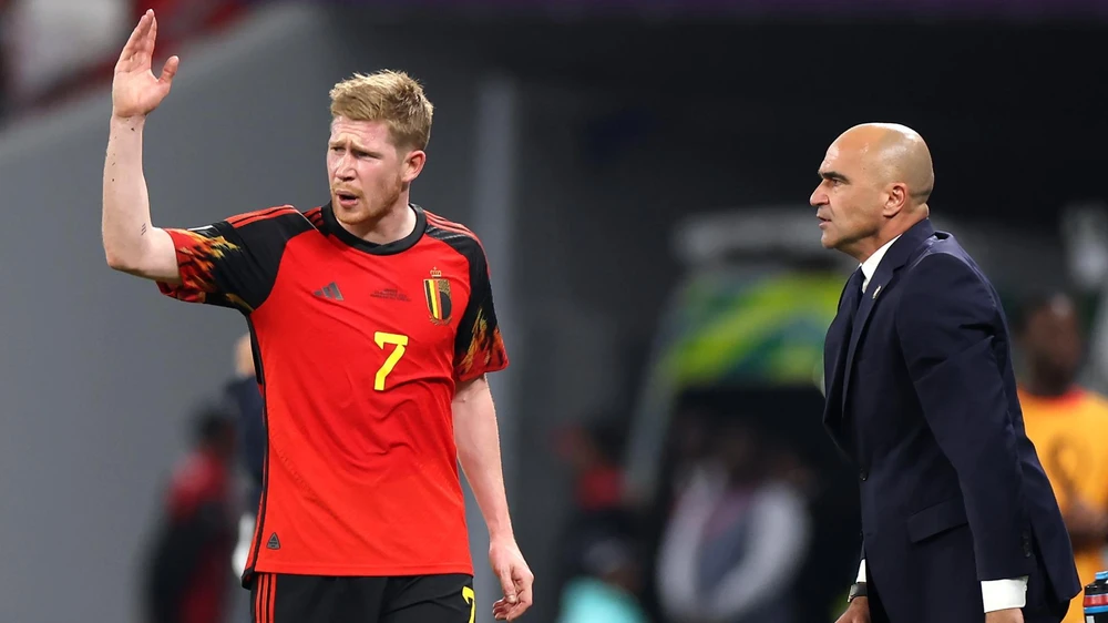 HLV Martinez và Bruyne sẽ đụng độ Morocco trong lượt trận thứ hai đêm 27-11. Ảnh: GETTY. HLV Martinez và Bruyne sẽ đụng độ Morocco trong lượt trận thứ hai đêm 27-11. Ảnh: GETTY.