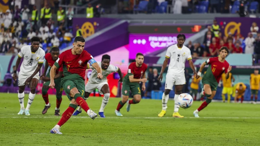 Số 7 của tuyển Bồ Đào Nha khao khát chinh phục World Cup ở tuổi 37. Ảnh: GETTY. Số 7 của tuyển Bồ Đào Nha khao khát chinh phục World Cup ở tuổi 37. Ảnh: GETTY.