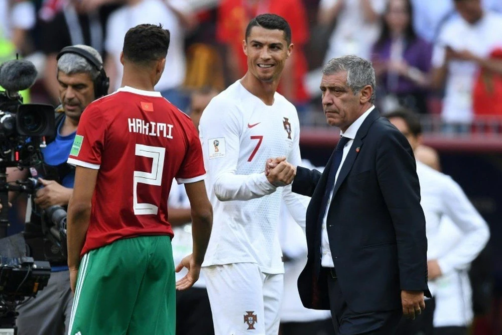 Ronaldo ở tuổi 37 vẫn là chân sút tốt của tuyển Bồ Đào Nha. Ảnh: GETTY.
