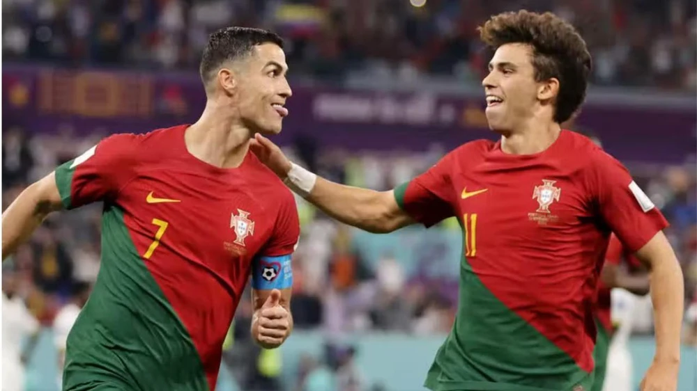 Ronaldo và Felix đều có những dòng trạng thái trấn an người hâm mộ Bồ Đào Nha trước trận quyết đấu Morocco. Ảnh: GETTY.