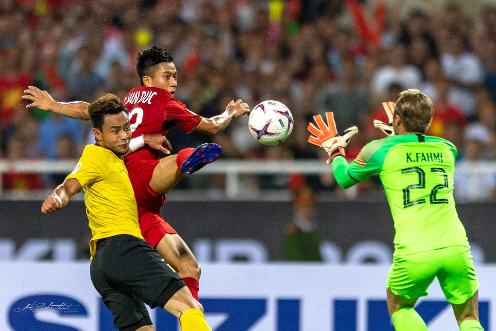 ... với nhân chứng sống Phan Văn Đức sẽ xuất trận đêm 27-12. Ảnh: HẢI THỊNH