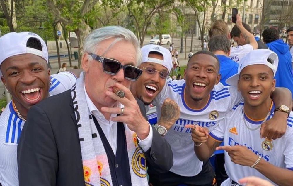 HLV Ancelotti có mối quan hệ thân tình với các học trò người Brazil trong đội hình của Real Madrid. Ảnh: GETTY. HLV Ancelotti có mối quan hệ thân tình với các học trò người Brazil trong đội hình của Real Madrid. Ảnh: GETTY.