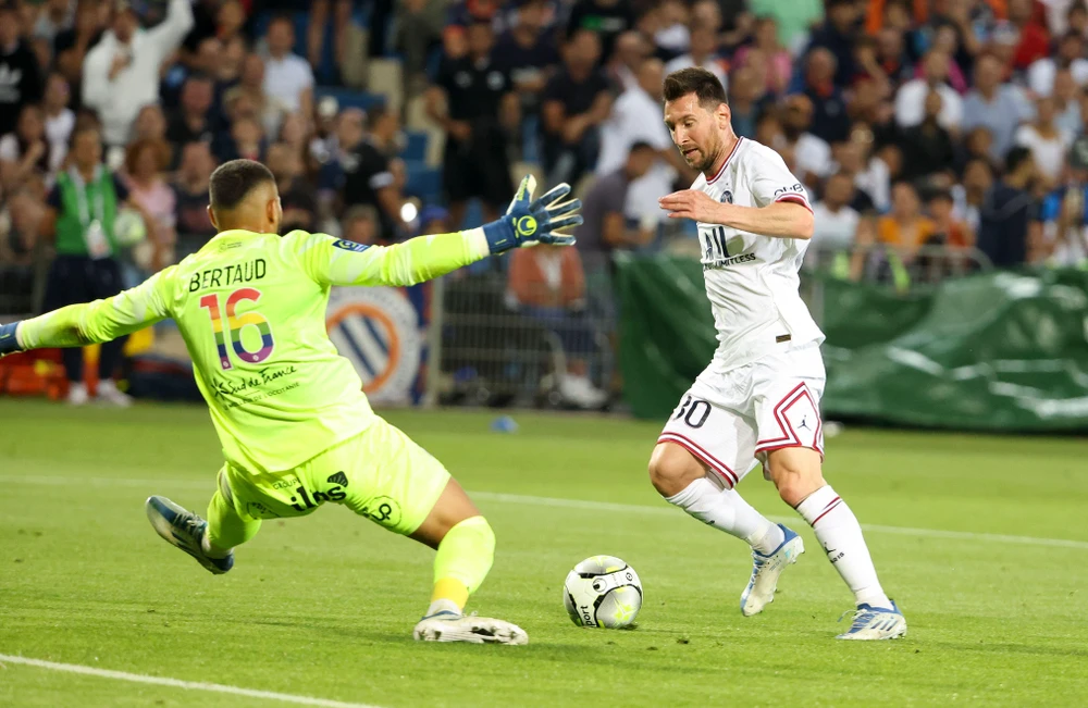 Tiền đạo người Argentina đã phá kỷ lục ghi bàn của Ronaldo sau bàn thắng vào lưới Montpellier ở giải Pháp. Ảnh: GETTY.