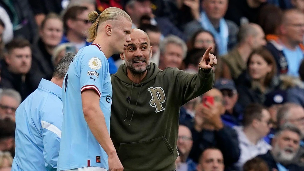 HLV Pep Guardiola hết lời khen ngợi Haaland. Ảnh: GETTY.