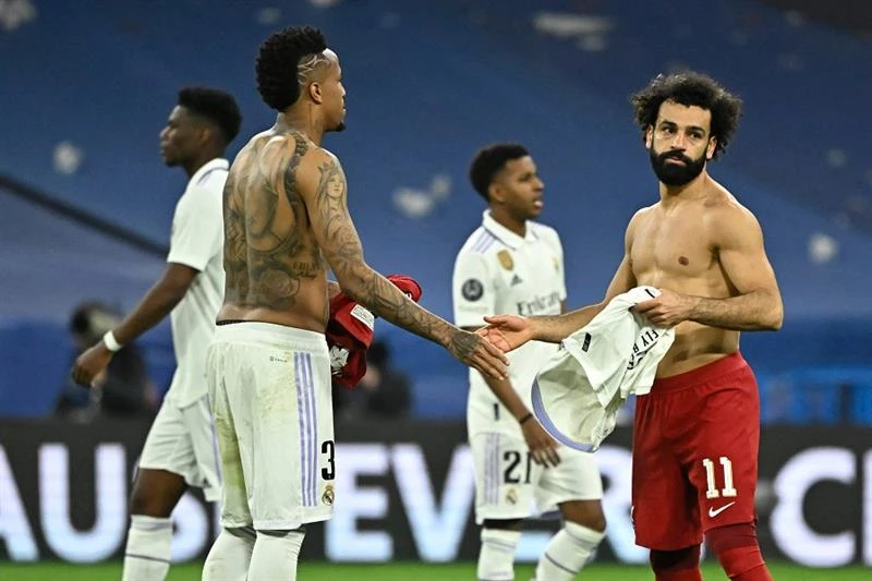Salah thất vọng khi Liverpool vừa thua Real Madrid khiến bị loại khỏi Champions League. Ảnh: GETTY.