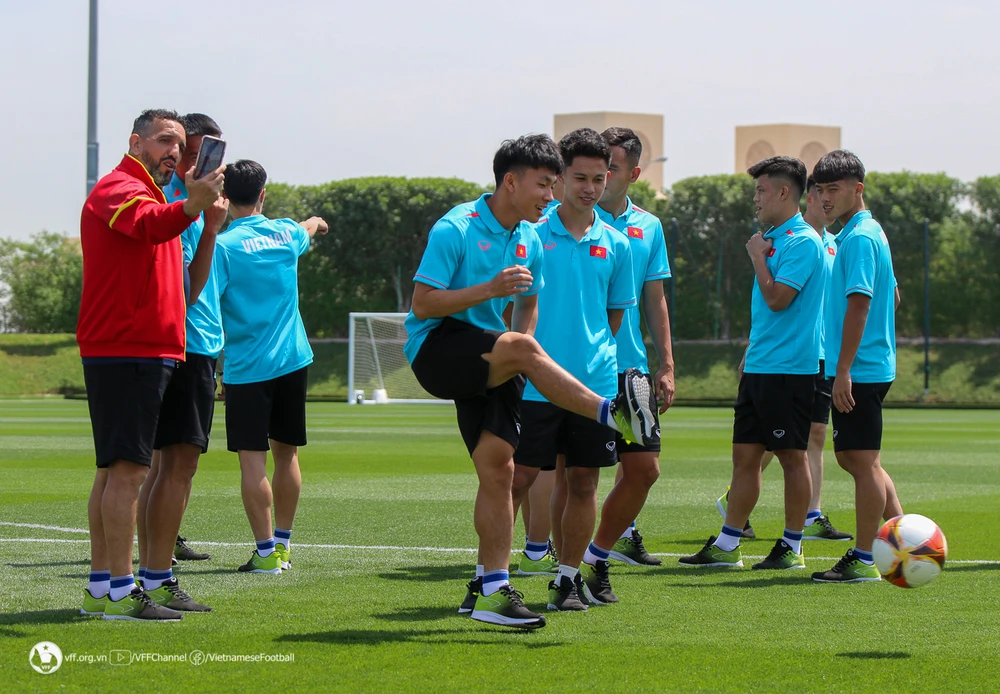 Đội tuyển U-23 Việt Nam nóng lòng chờ trận khai mạc Doha Cup. Ảnh: VFF.