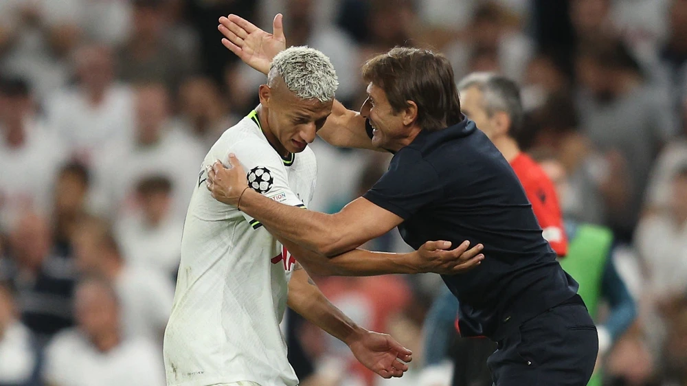 Richarlison phủ nhận cáo buộc anh cầm đầu nhóm phản đối HLV Conte. Ảnh: GETTY.