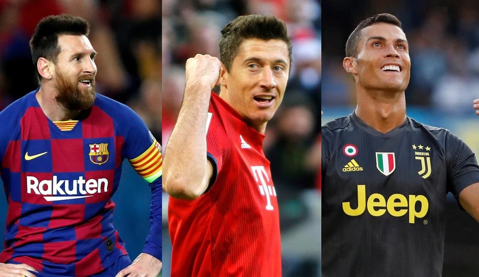 Thời sung sức nhất của Lewandowski thì anh không may mắn vượt qua hai chân sút cùng lứa là Messi và Ronaldo. Ảnh: GETTY.