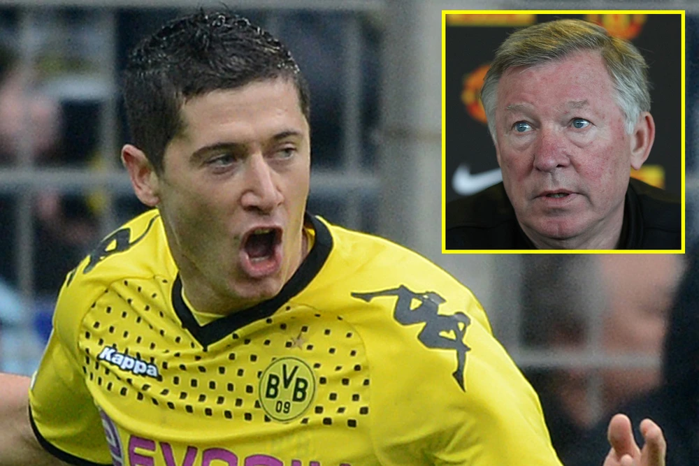 Sir Alex Ferguson thích thú Lewy từ khi anh còn khoác áo Dortmund. Ảnh: GETTY.