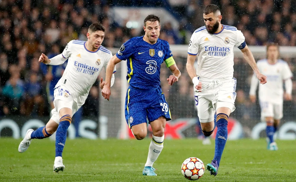 Chelsea khó chen chân vào tốp 4 Premier League mùa này nhưng vẫn còn hy vọng đá giải châu Âu mùa sau khi sắp tới sẽ đụng độ Real tại tứ kết Champions League. Ảnh: GETTY. Chelsea khó chen chân vào tốp 4 Premier League mùa này nhưng vẫn còn hy vọng đá giải châu Âu mùa sau khi sắp tới sẽ đụng độ Real tại tứ kết Champions League. Ảnh: GETTY.