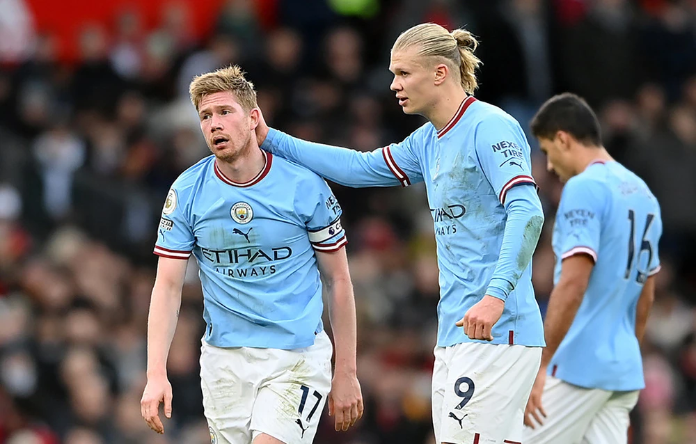 Manchester City bay trên đôi cánh thiên thần của Haaland và đội trưởng Bruyne. Ảnh: GETTY.