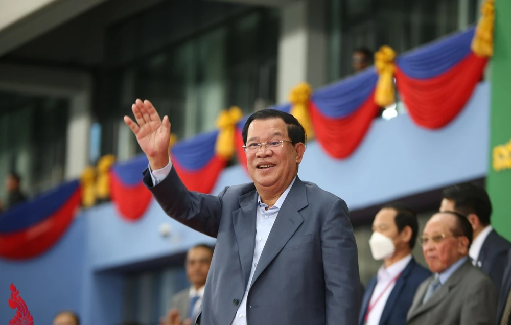 Thủ tướng Hun Sen quyết định miễn phí nhiều dịch vụ tại SEA Games 32 lần đầu tiên tổ chức tại Campuchia. Ảnh: SPS.