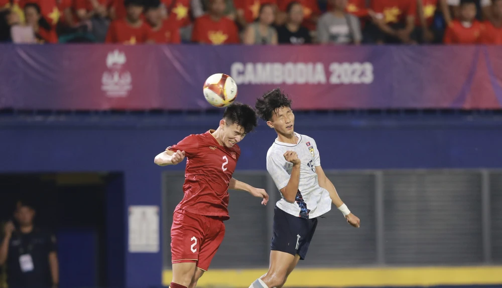 U-22 Việt Nam ra quân SEA Games 32 thật khó khăn với những chia sẻ và phán đoán lẫn hy vọng HLV Troussier còn giấu bài. Ảnh: ANH PHƯƠNG.