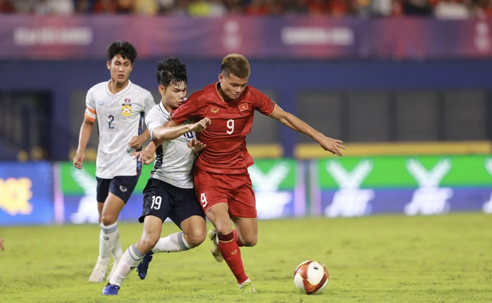 Tiền đạo Văn Tùng to cao sẽ lĩnh xướng hàng công của U-22 Việt Nam chiều 3-5. Ảnh: ANH PHƯƠNG.