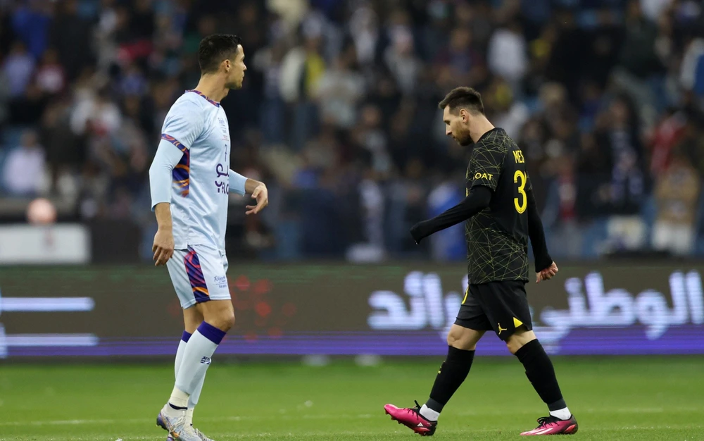 Cuộc tái ngộ ở Vùng Vịnh giữa hai ngôi sao lớn sẽ rất thú vị, nếu Messi chịu theo chân Ronaldo. Ảnh: GETTY.