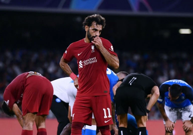 Chân sút số 1 của Liverpool buồn bã khi không hoàn thành mục tiêu. Ảnh: GETTY.