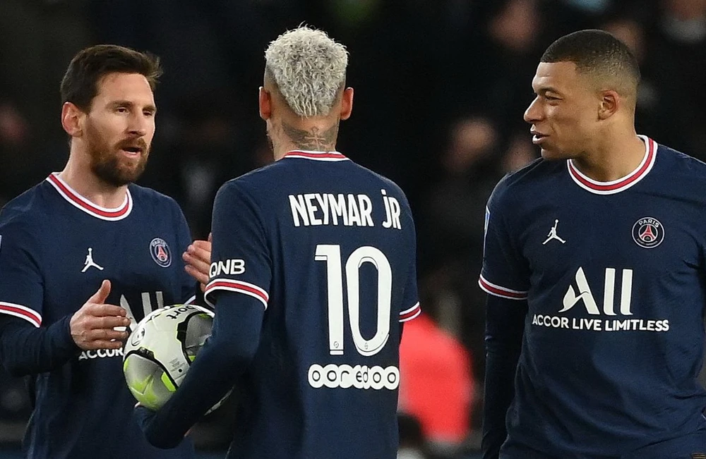 Messi đã chia tay đồng đội PSG sau trận đấu cuối cùng trong màu áo PSG vào tuần trước. Ảnh: GETTY.