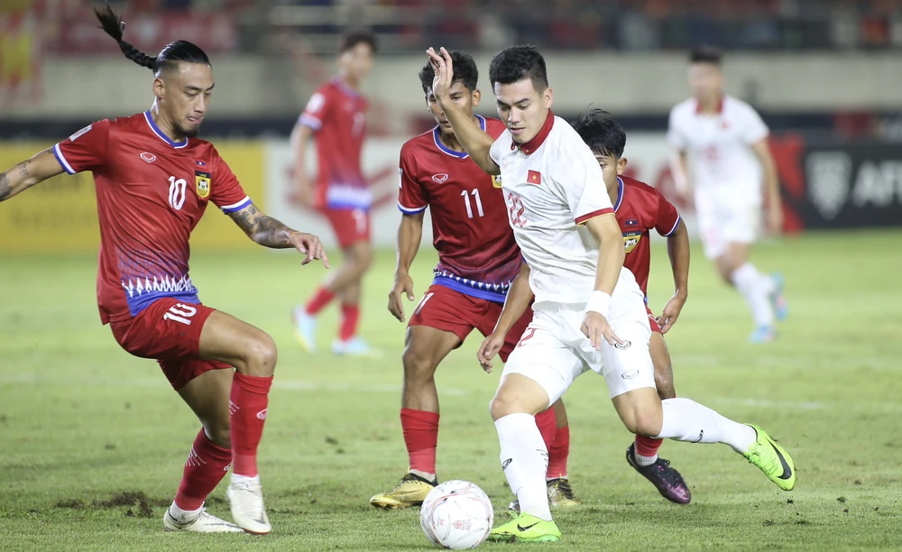 Tiền đạo Tiến Linh không kịp hồi phục chấn thương phải trở về lại địa phương. Ảnh: ANH PHƯƠNG.