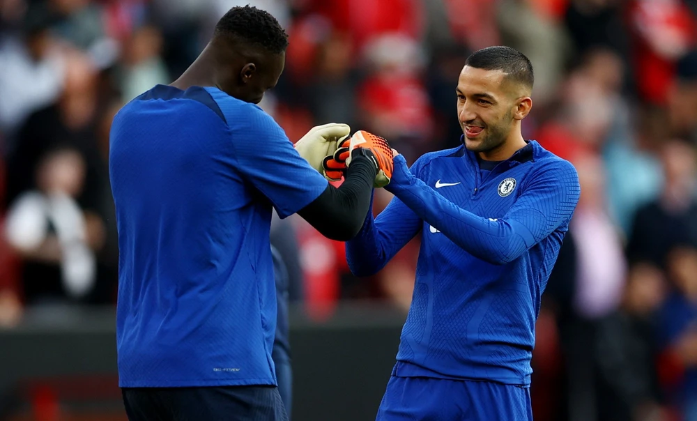 Hakim Ziyech và thủ môn Mendy cũng sẽ chia tay Chelsea để sang chơi bóng ở Vùng Vịnh. Ảnh: GETTY.