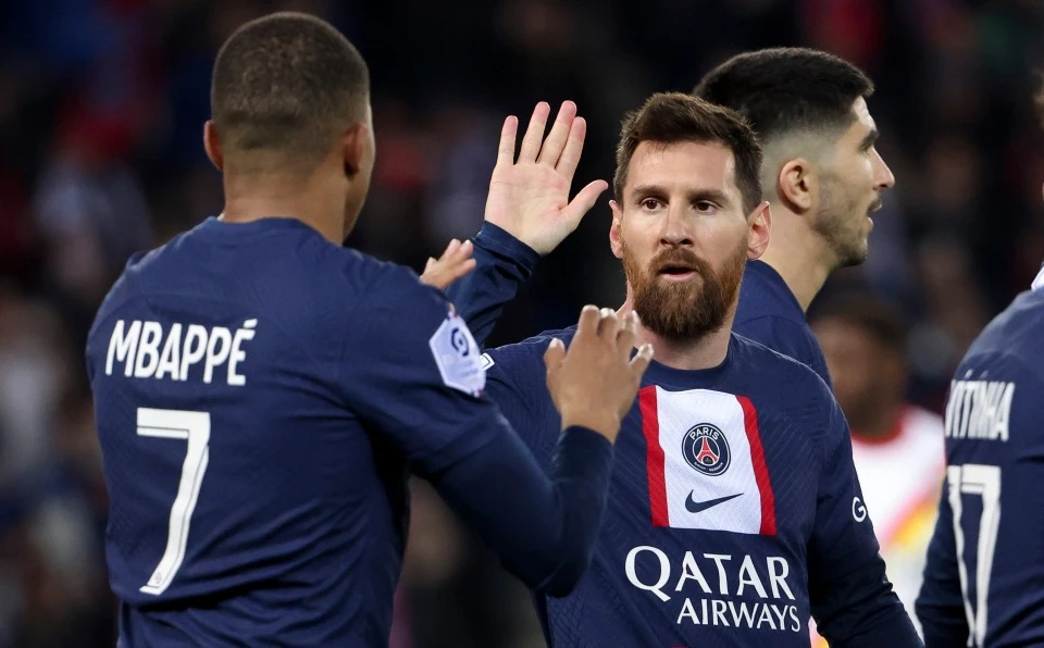 Đàn em Mbappe cũng gửi lời chúc thân mật đến Messi. Ảnh: GETTY.
