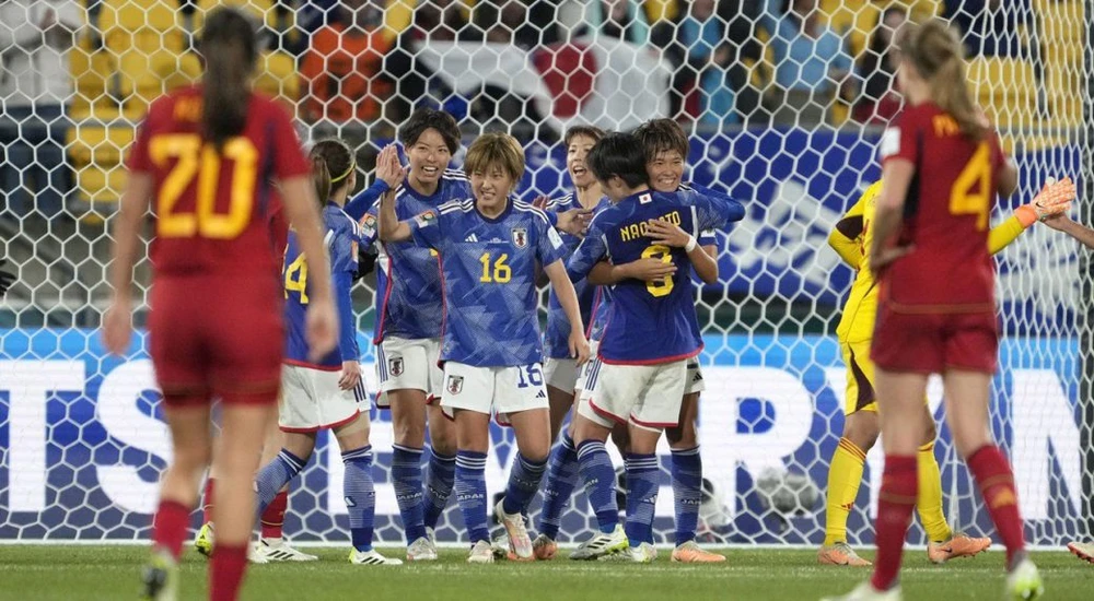 Các cô gái Nhật Bản gây sốc cho làng bóng nữ thế giới khi đánh bại ứng cử viên Tây Ban Nha 4-0 ở vòng bảng. Ảnh: GETTY.