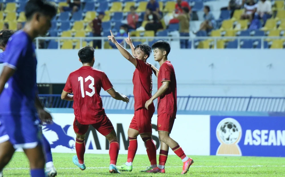 Hữu Tuấn ghi bàn thắng duy nhất cho U-23 Việt Nam. Ảnh: VFF.