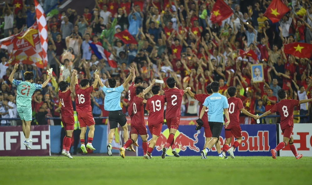 Đội tuyển trẻ U-23 Việt Nam đã sớm giành vé chơi vòng chung kết U-23 châu Á 2024 chỉ sau hai lượt trận. Ảnh: HẢI THỊNH.