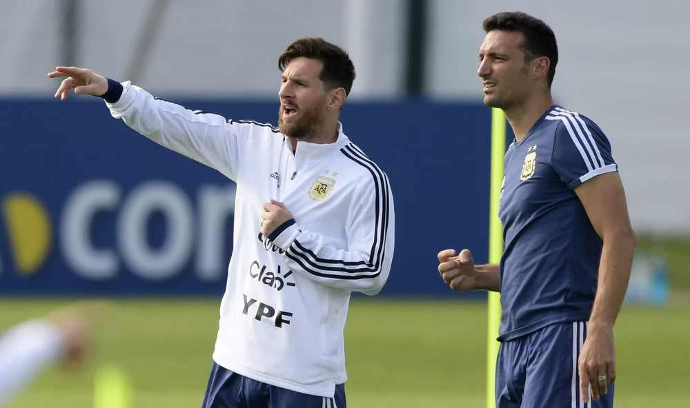 scaloni-messi.png