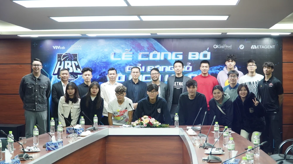 hon-200-trieu-dong-cho-giai-bong-ro-vo-dich-ha-noi (3).JPG