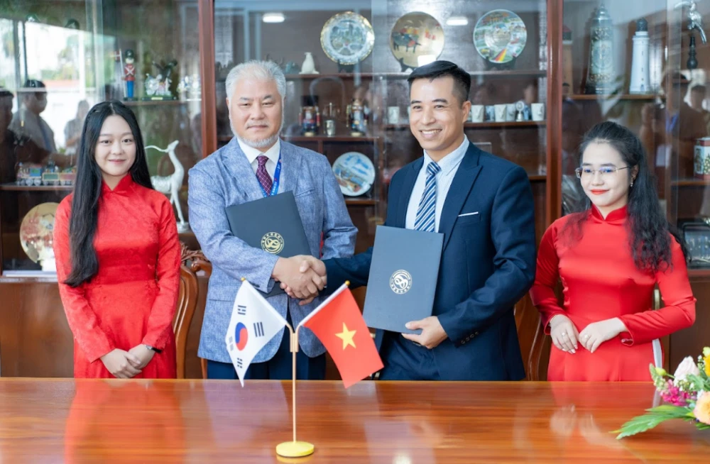 womau-taekkyeon-ssireum-han-quoc-nang-tam-vo-hoc-o-ivs (1).png